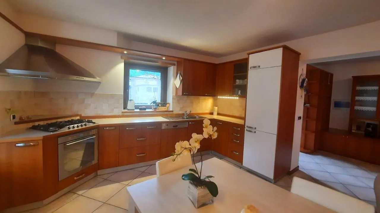 Casa Vacanza l' antico molino Grosotto